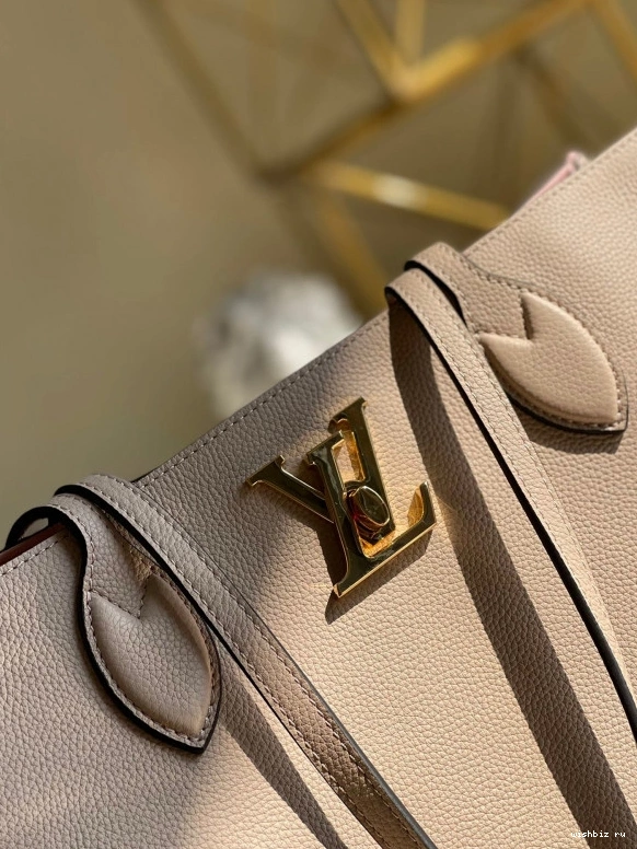 WIS LOCKME LOUIS SHOPPER VUITTON 0821